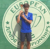 进攻为主的 进攻为主的